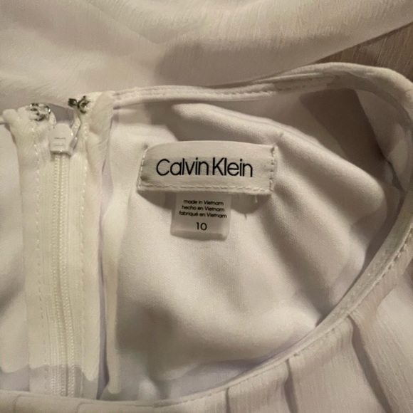Calvin Klein Dreamy White Crinkle Fabric Dress 10 FREE SHIP - Picture 5 of 5